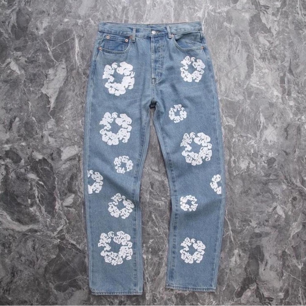 Men's Blue Denim Tear Jeans with White Pattern